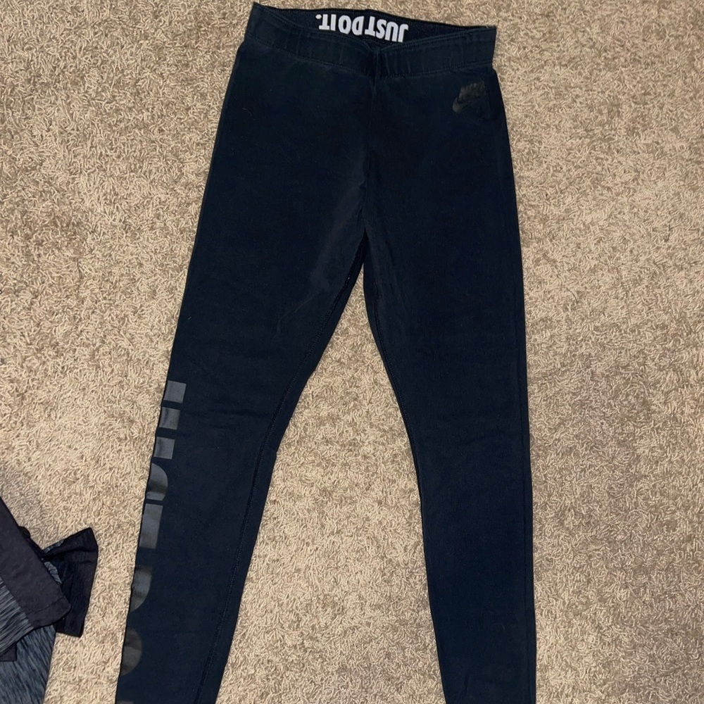 Nike leggings